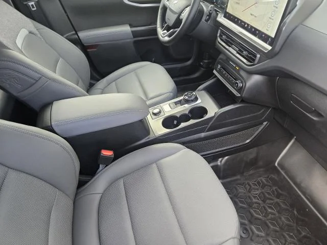 New 2026 Azure Gray Metallic Tri-Coat Ford Badlands® image 29