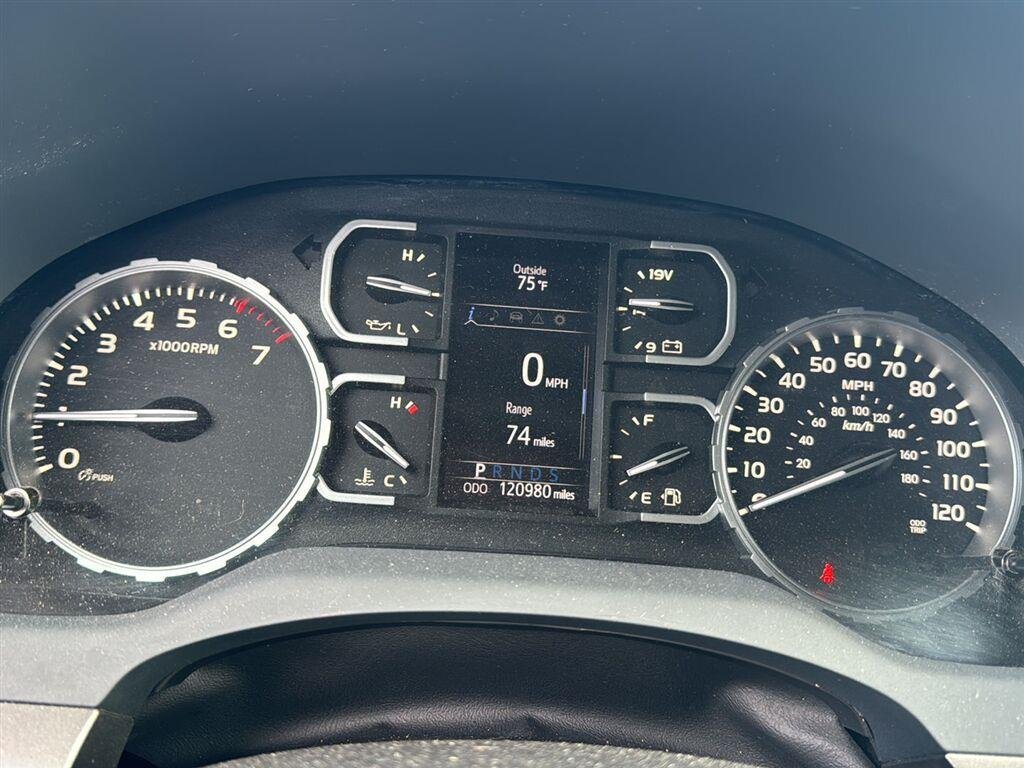 Used 2020 Midnight Black Metallic Toyota SR5 image 14