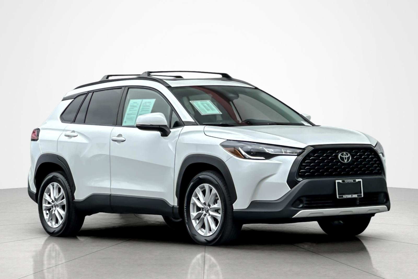 Certified Used 2023 Wind Chill Pearl Toyota LE image 7