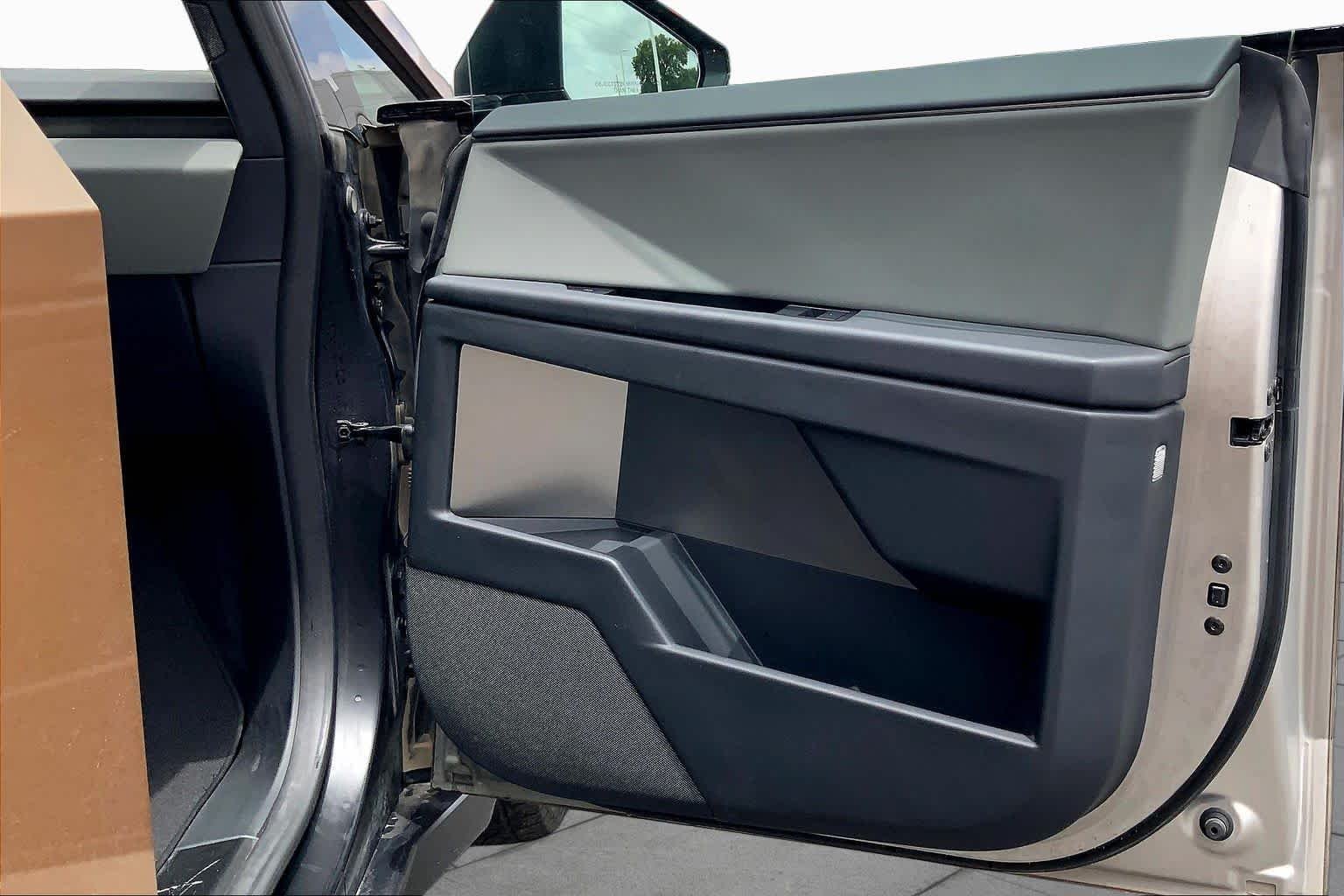Used 2025 Ultra-Hard Stainless Steel Tesla  image 22