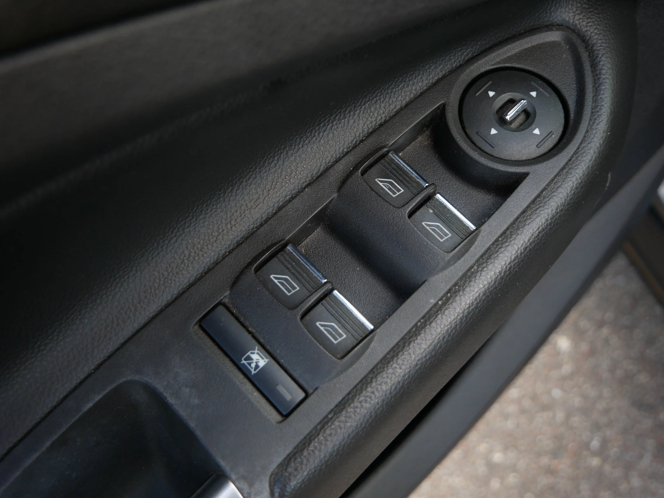 Used 2013 Sterling Grey Metallic Ford SEL image 21