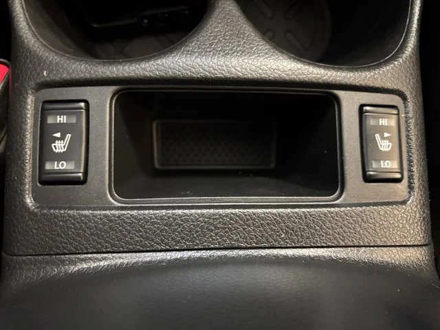 Used 2018 White Nissan SV image 23