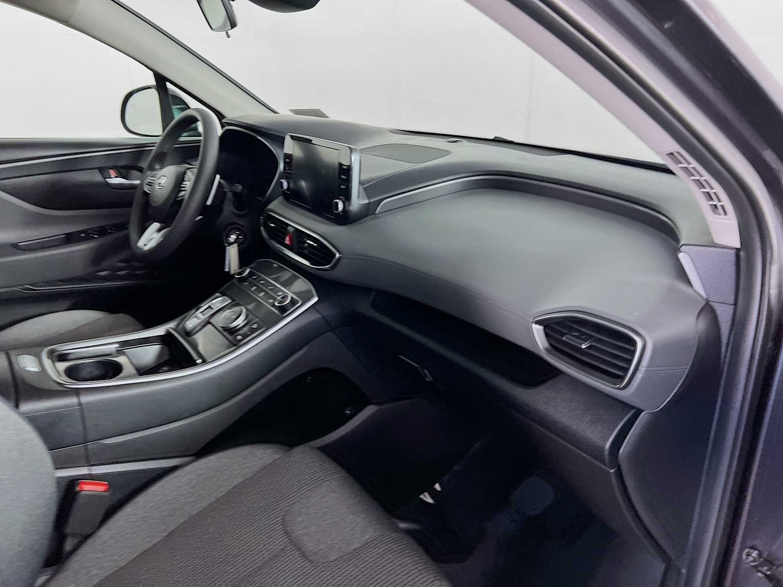 Used 2023 Portofino Gray Hyundai SE image 28