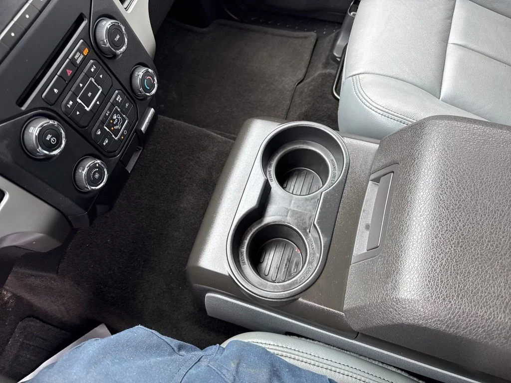 Used 2014 Ingot Silver Metallic Ford XLT image 25