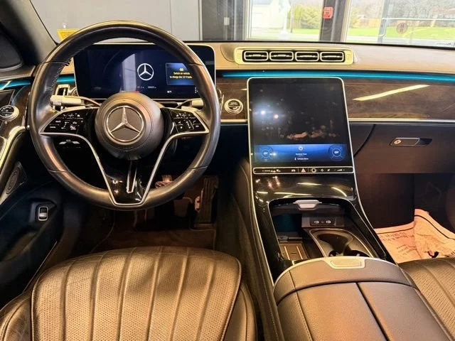 Used 2022 White Mercedes-Benz S 500 image 17
