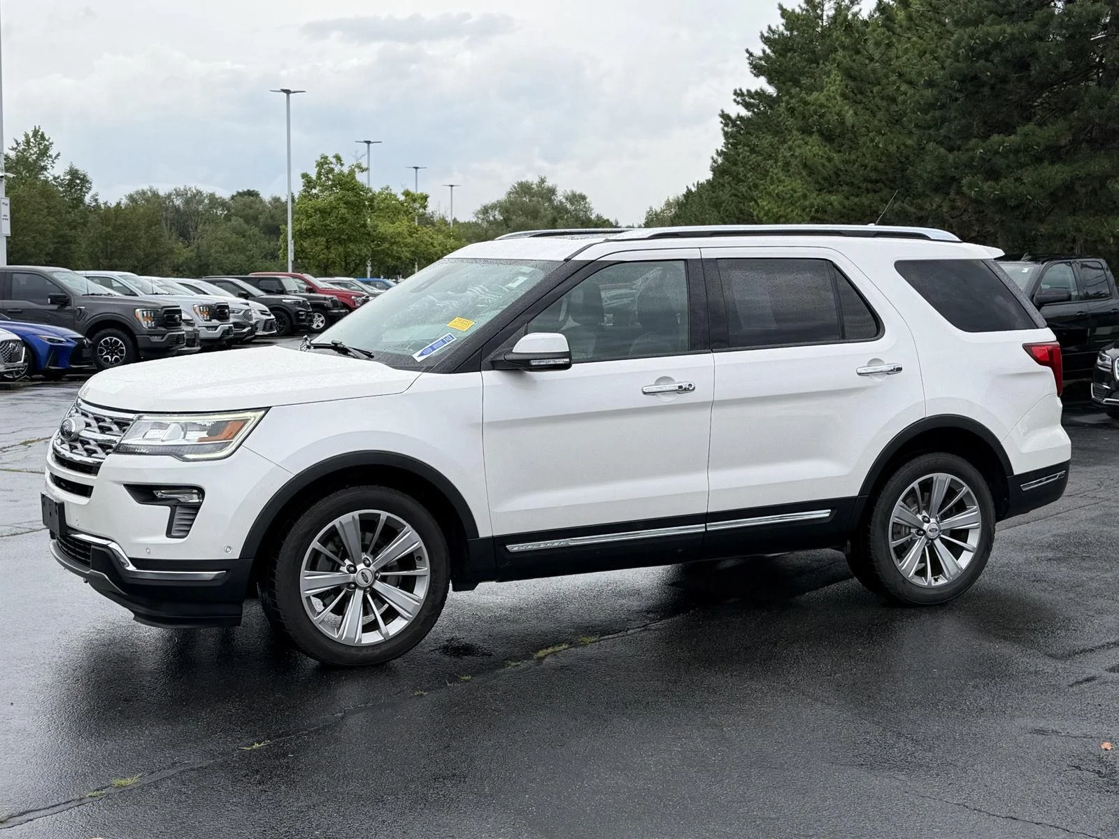 Used 2018 White Platinum Metallic Tri-Coat Ford Limited image 6