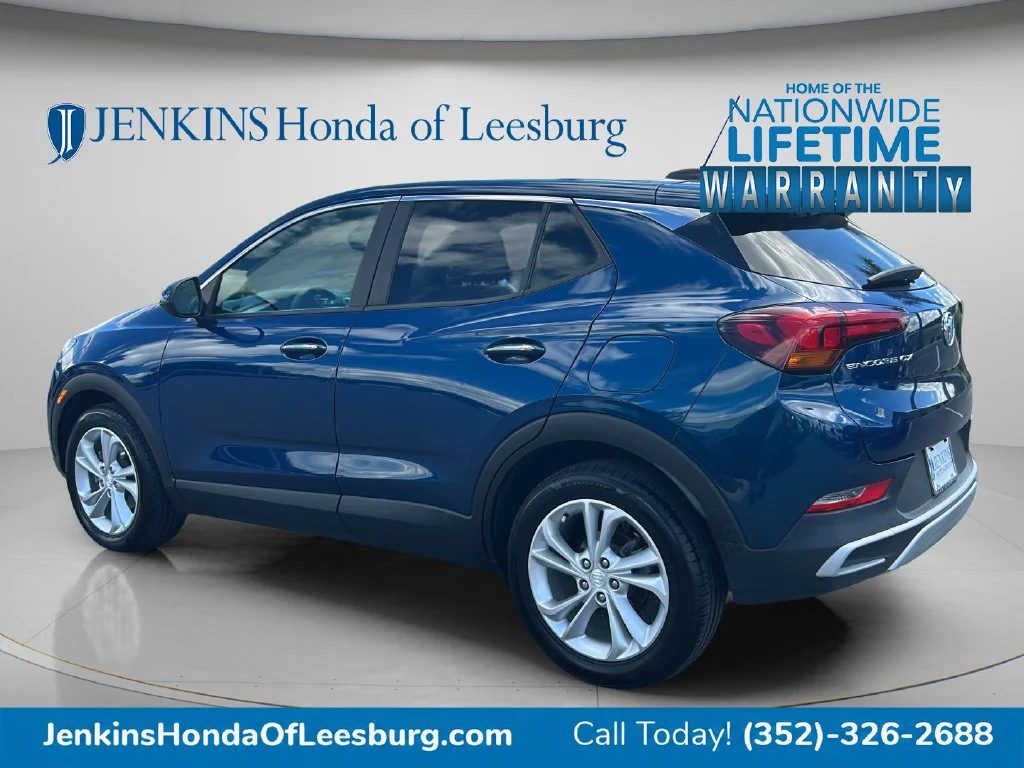 Used 2020 Blue Buick Preferred image 5