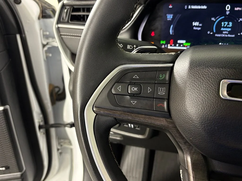 Used 2024 White Jeep 4xe image 25