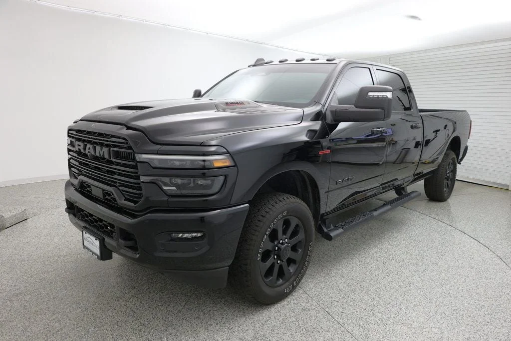 2025 RAM 3500 Laramie 4X4 Crew Cab LWB's photo