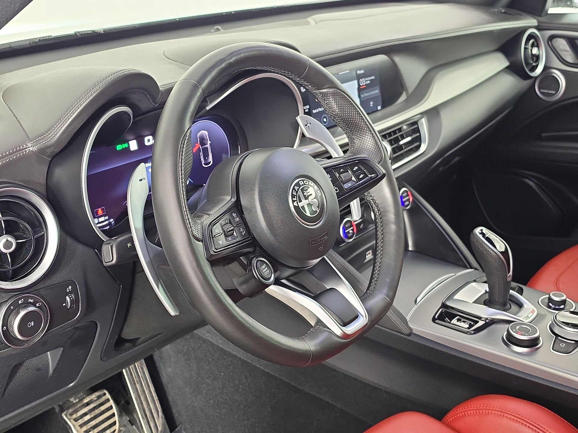 Used 2024 White Alfa Romeo Veloce image 13