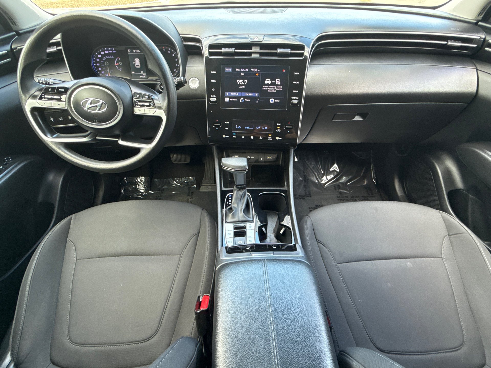 Used 2024 Shimmering Silver Hyundai SEL image 18
