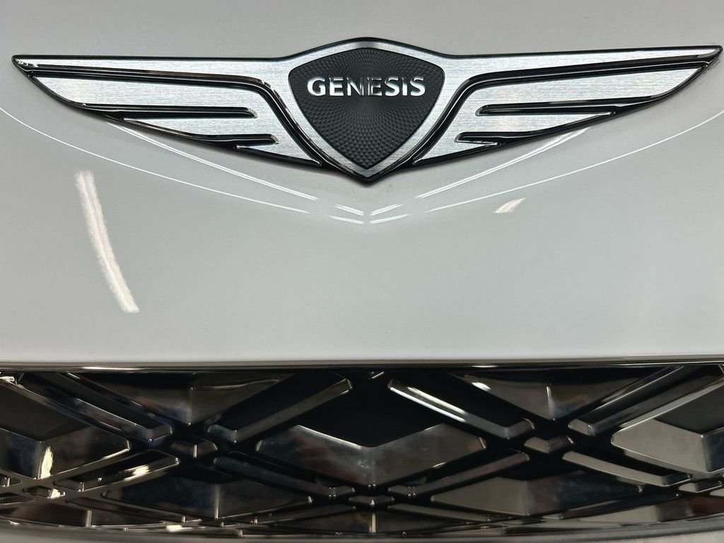 2026 GENESIS GV70 Standard - Photo 37