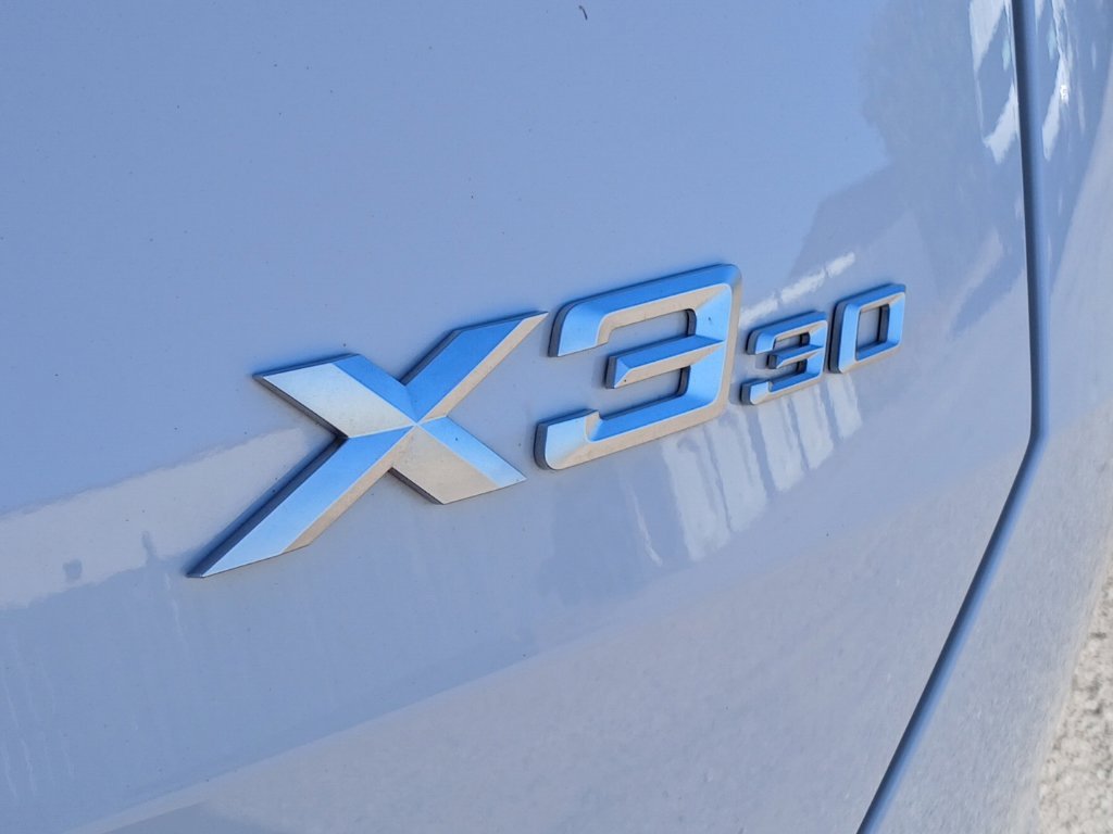 Used 2026 White BMW 30 xDrive image 31