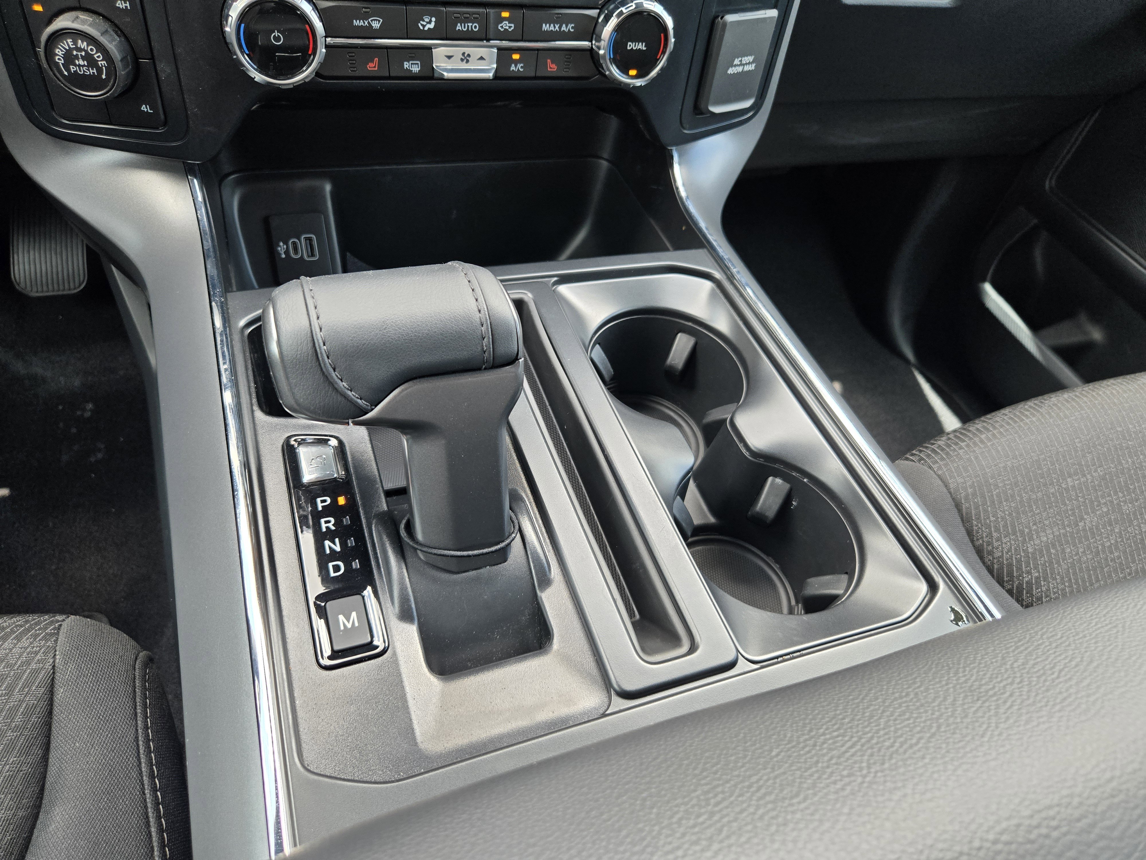 New 2026 Carbonized Gray Metallic Ford XLT image 14