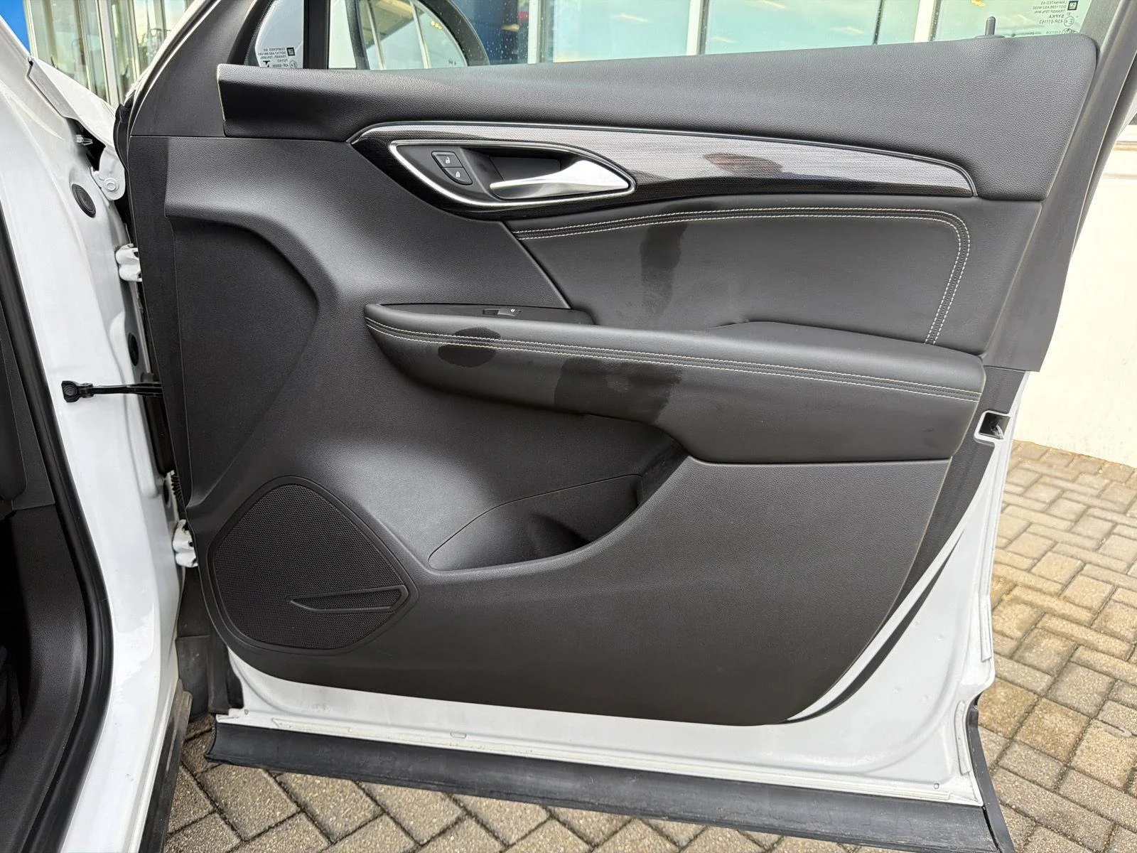 Used 2021 Summit White Buick Preferred image 29
