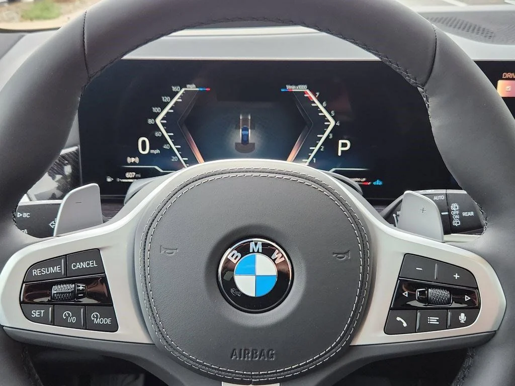 Used 2026 Carbon Black Metallic BMW xDrive40i image 12
