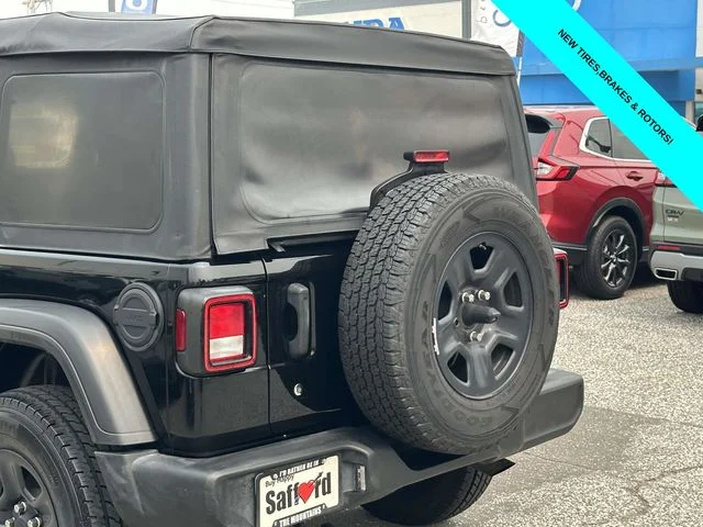 Used 2020 Black Jeep Unlimited Sport image 10