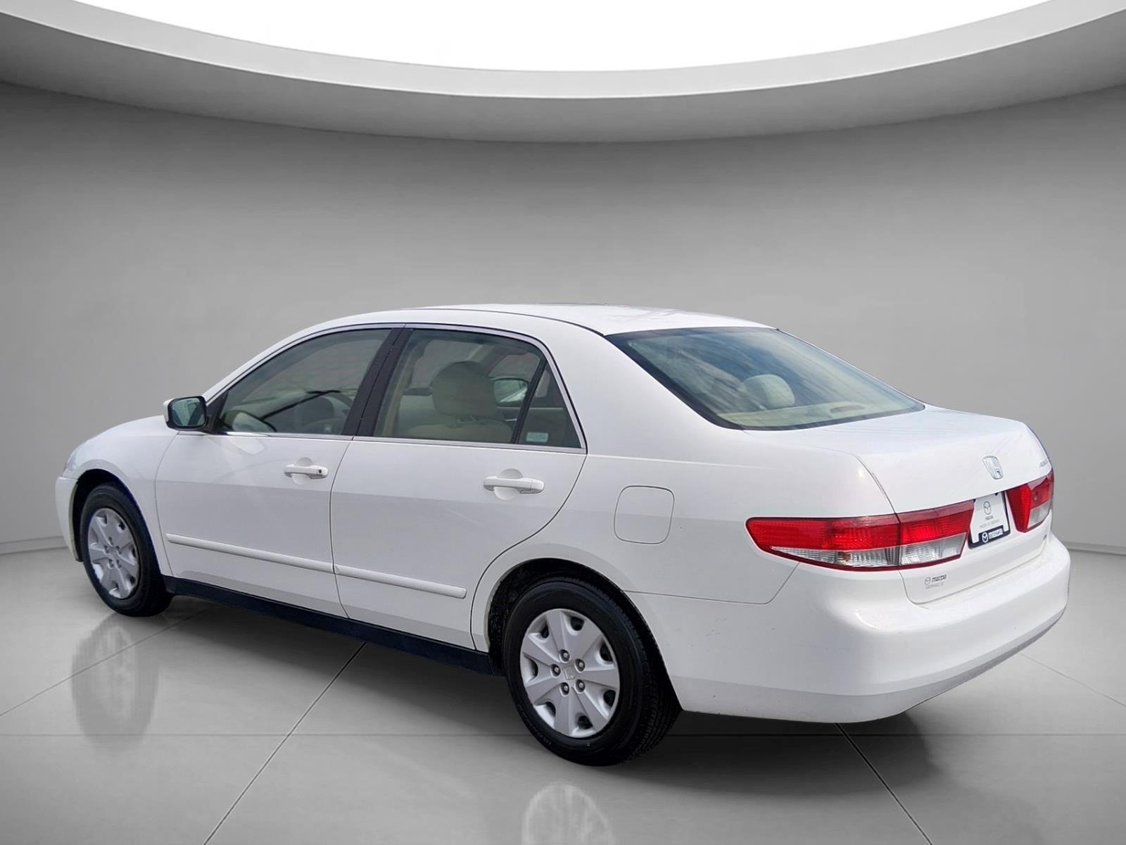 Used 2003  Honda LX image 3