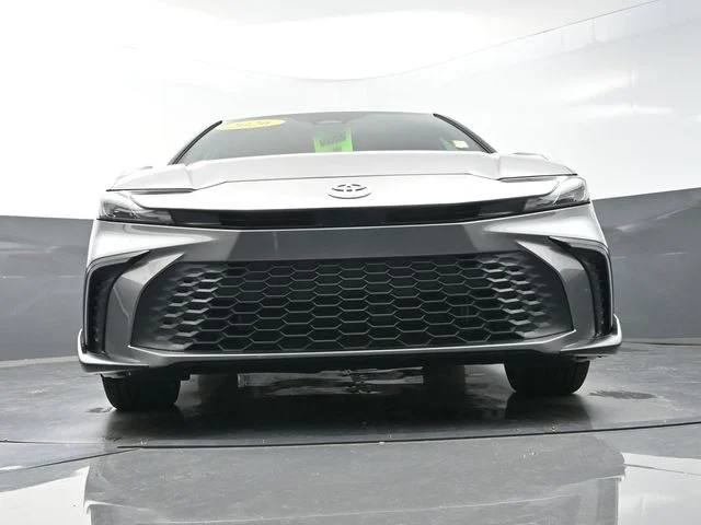 Used 2026  Toyota SE image 33