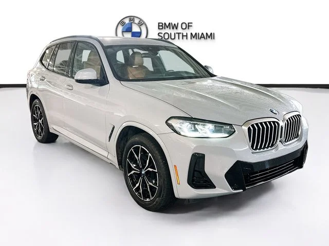 2023 BMW X3 sDrive30i's photo