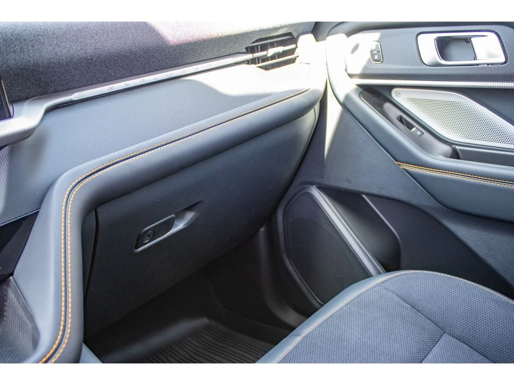 New 2026 SPACE WHITE METALLIC Ford Tremor image 38