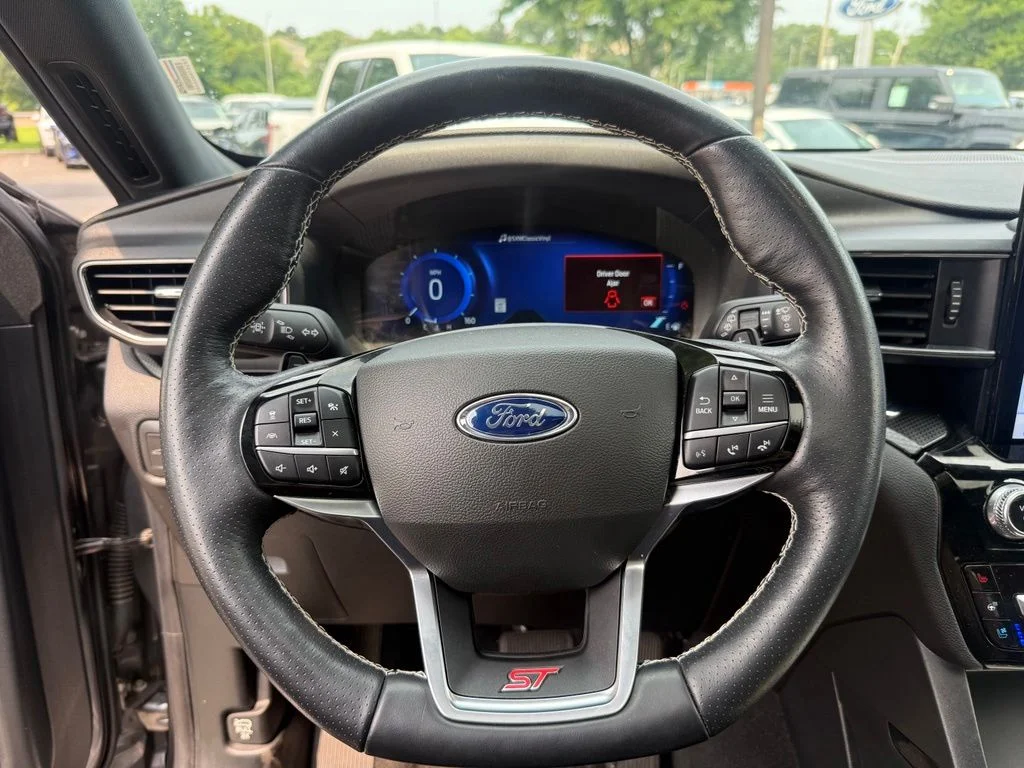 Used 2022 Gray Ford ST image 12
