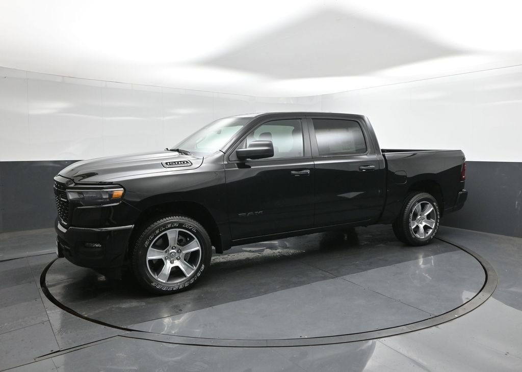 New 2026 Diamond Black Crystal Pearlcoat RAM Express image 27