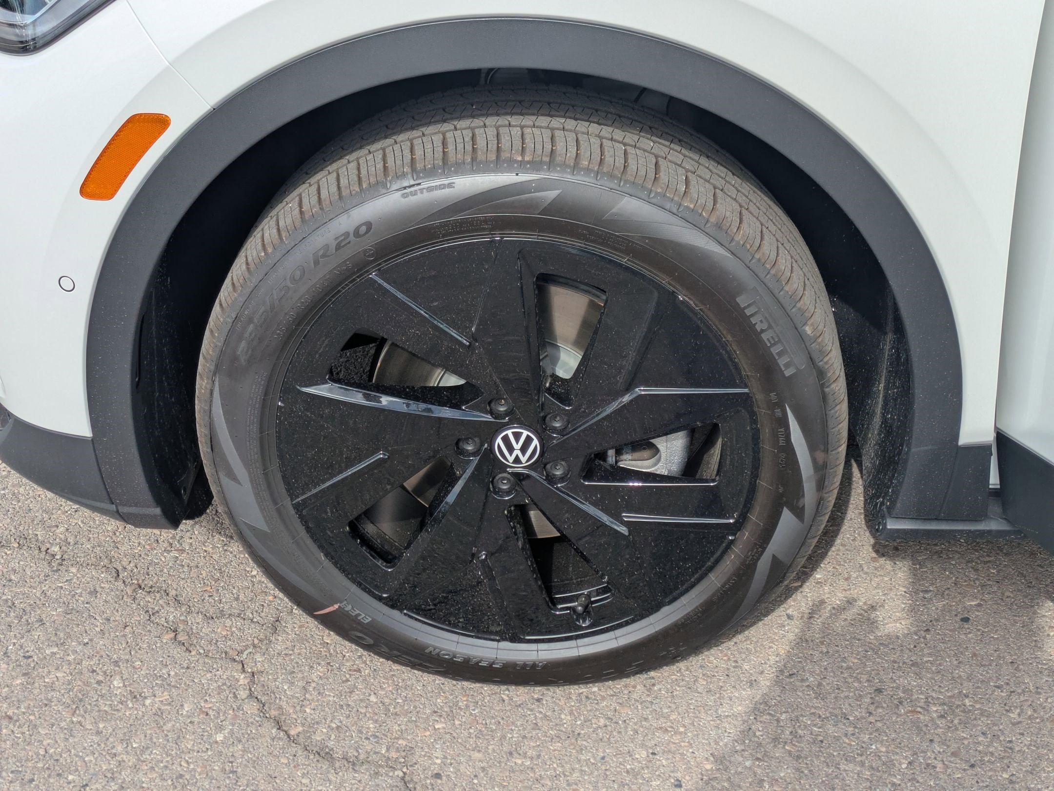 New 2026 Opal White Pearl Volkswagen Pro S image 16