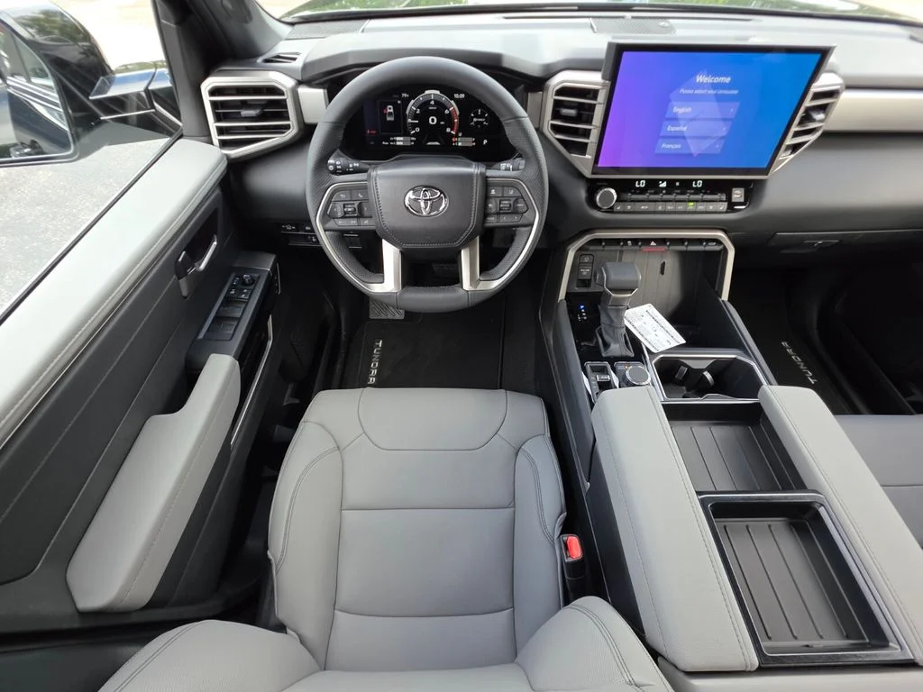 2026 Toyota Tundra Limited - Photo 6