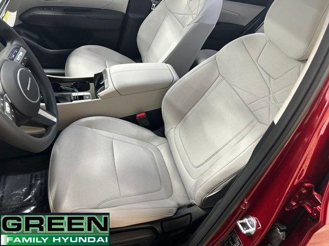 2026 Hyundai Tucson SE - Photo 14