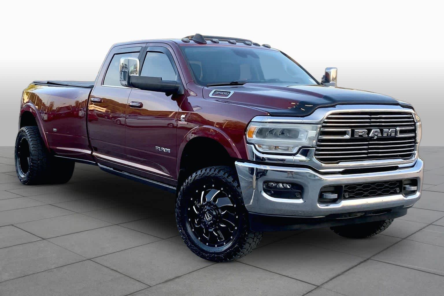Used 2021 Delmonico Red Pearlcoat Ram Laramie image 3