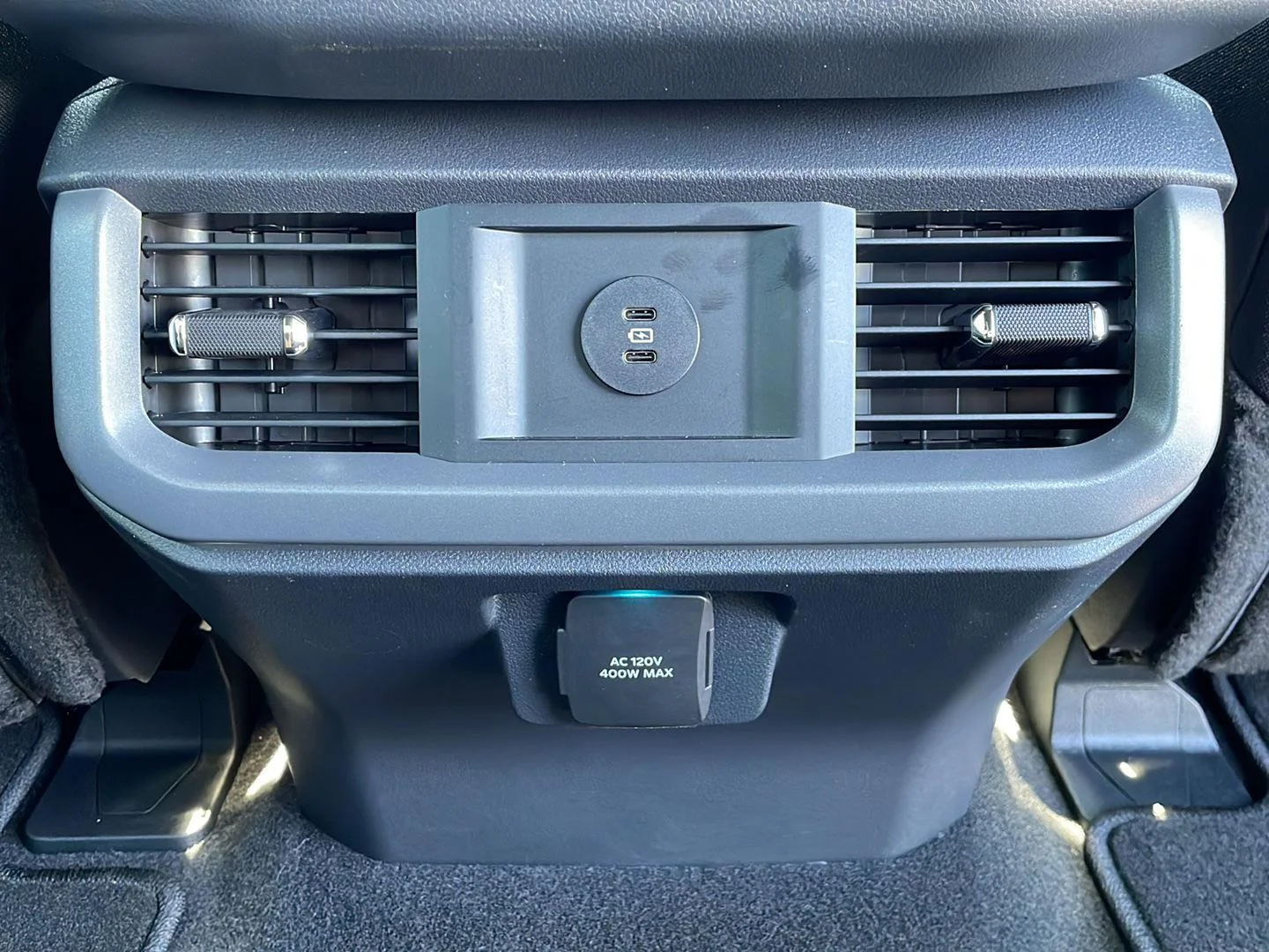 New 2026 Carbonized Gray Metallic Ford XLT image 29