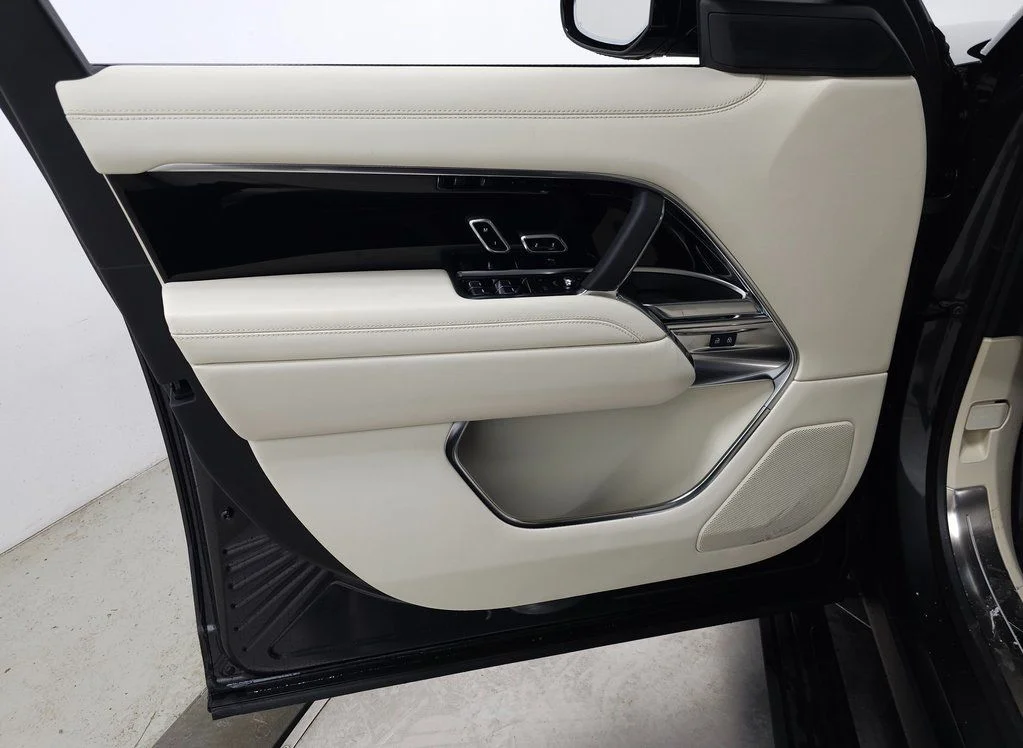 Certified Used 2025 Gray Land Rover SE image 11