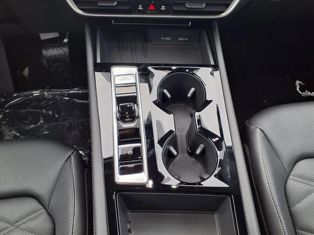 New 2026 Deep Black Pearl Volkswagen 2.0T SE w/Technology image 13
