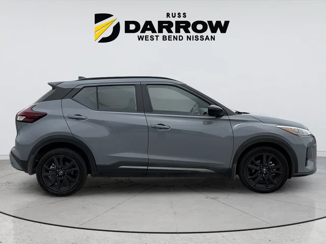 Used 2023 Gray Nissan SR image 6
