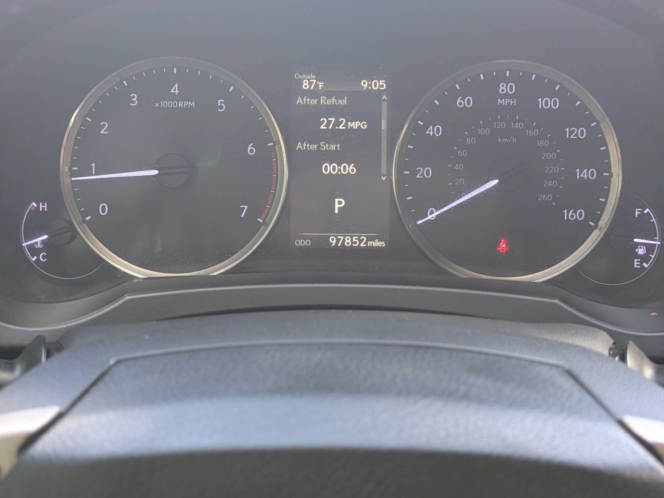 Used 2019  Lexus  image 28
