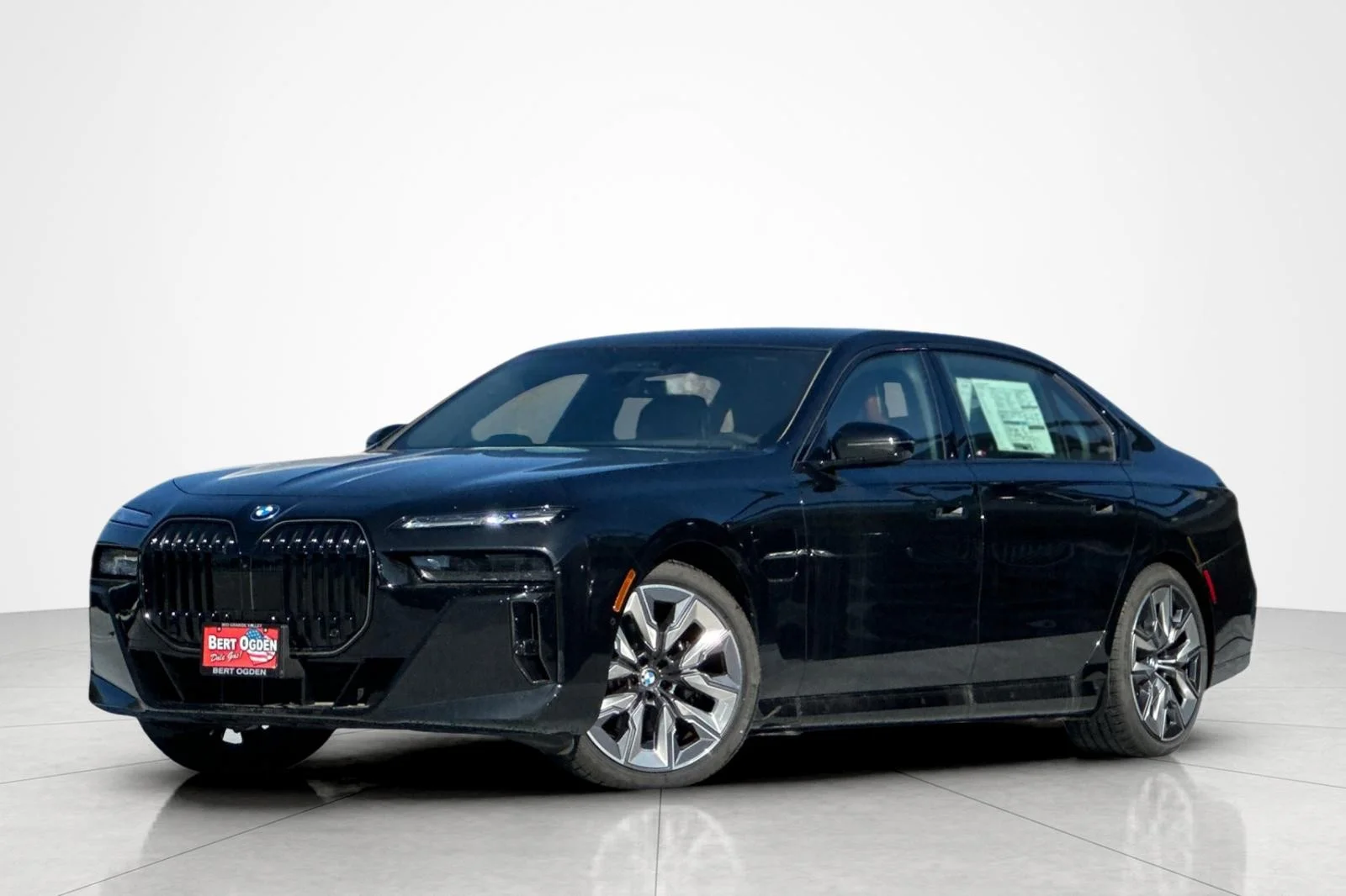 2026 BMW 7 Series 750e xDrive Sedan's photo
