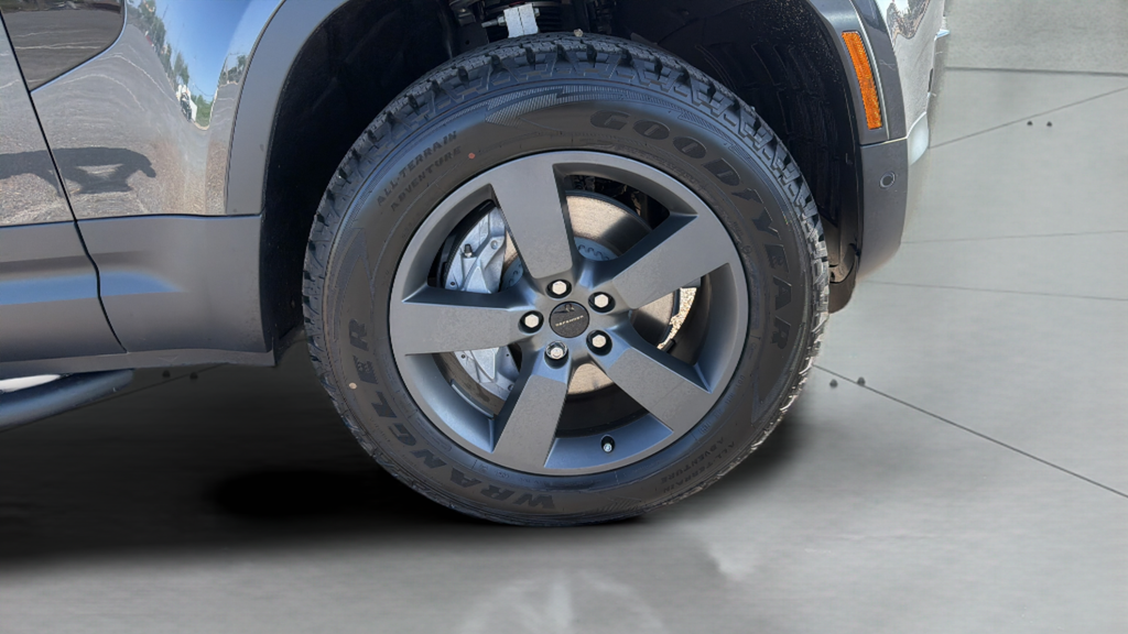 New 2026 Carpathian Grey Land Rover S image 18