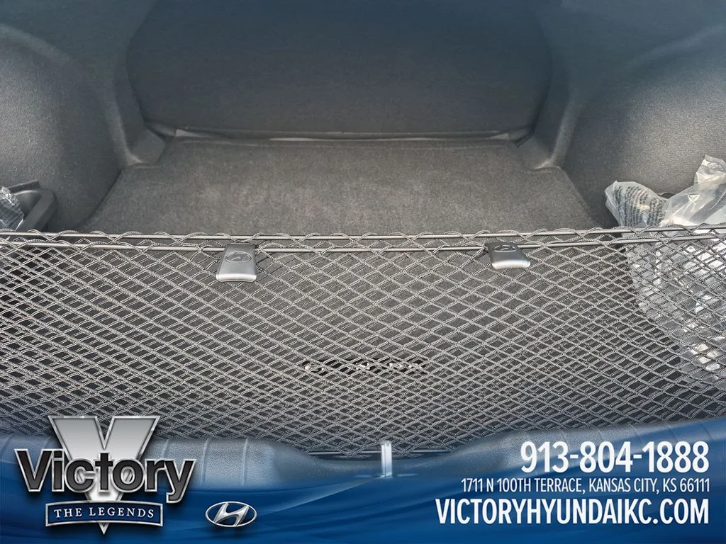 Used 2025 Black Hyundai SE image 21