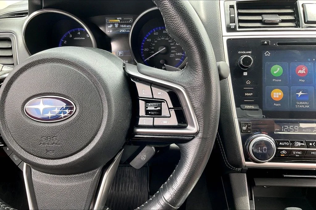 Used 2019 White Subaru 2.5i image 18