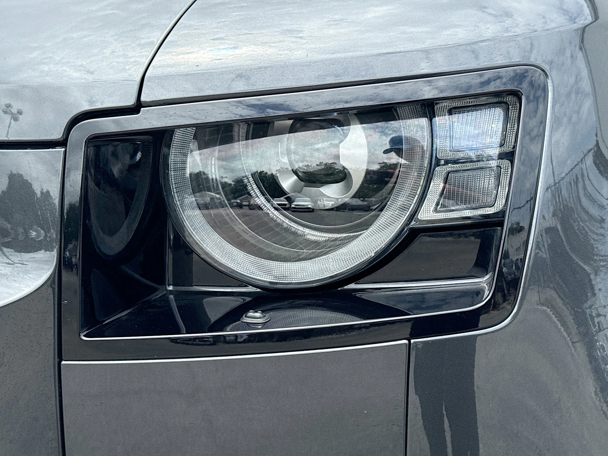 Used 2023 Carpathian Gray Premium Metallic Land Rover  image 9