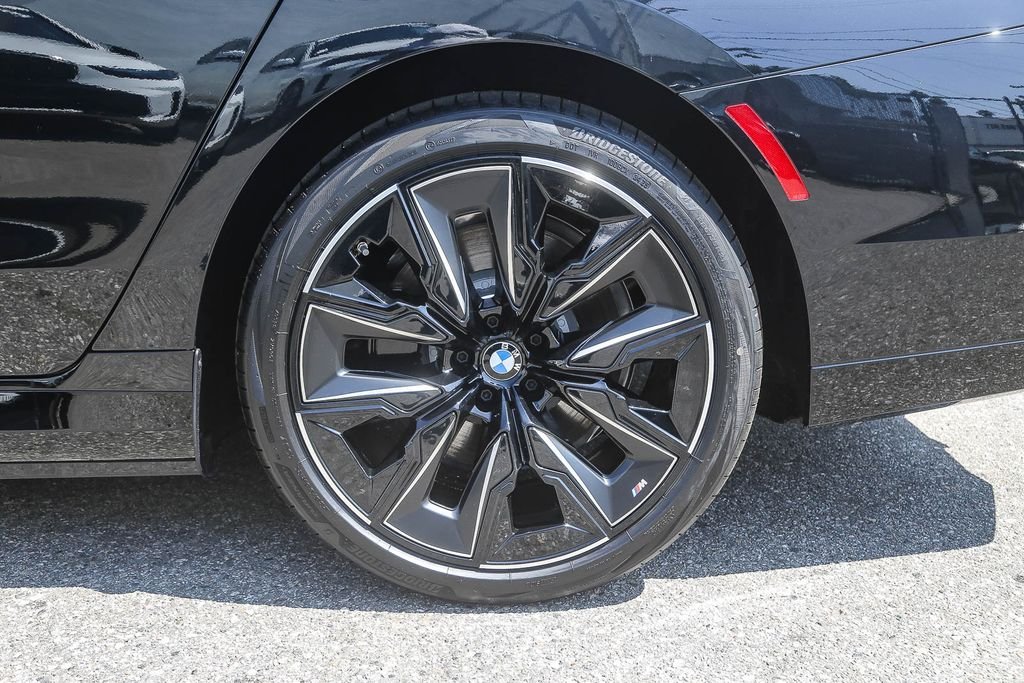 Used 2026 Black Sapphire Metallic BMW eDrive50 image 8