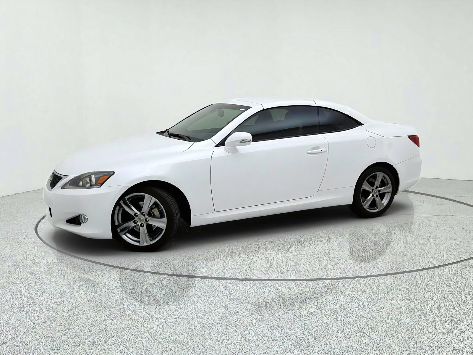 Used 2013 Starfire Pearl Lexus 2-DR. HARDTOP CONV image 15