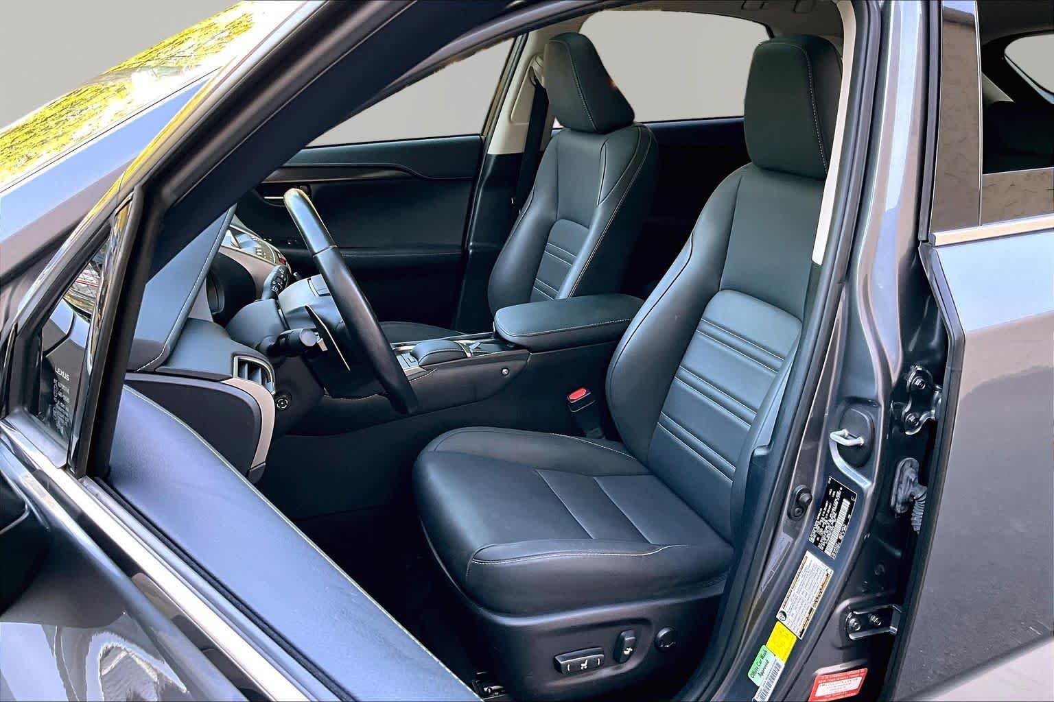 Used 2021 Nebula Gray Pearl Lexus  image 8