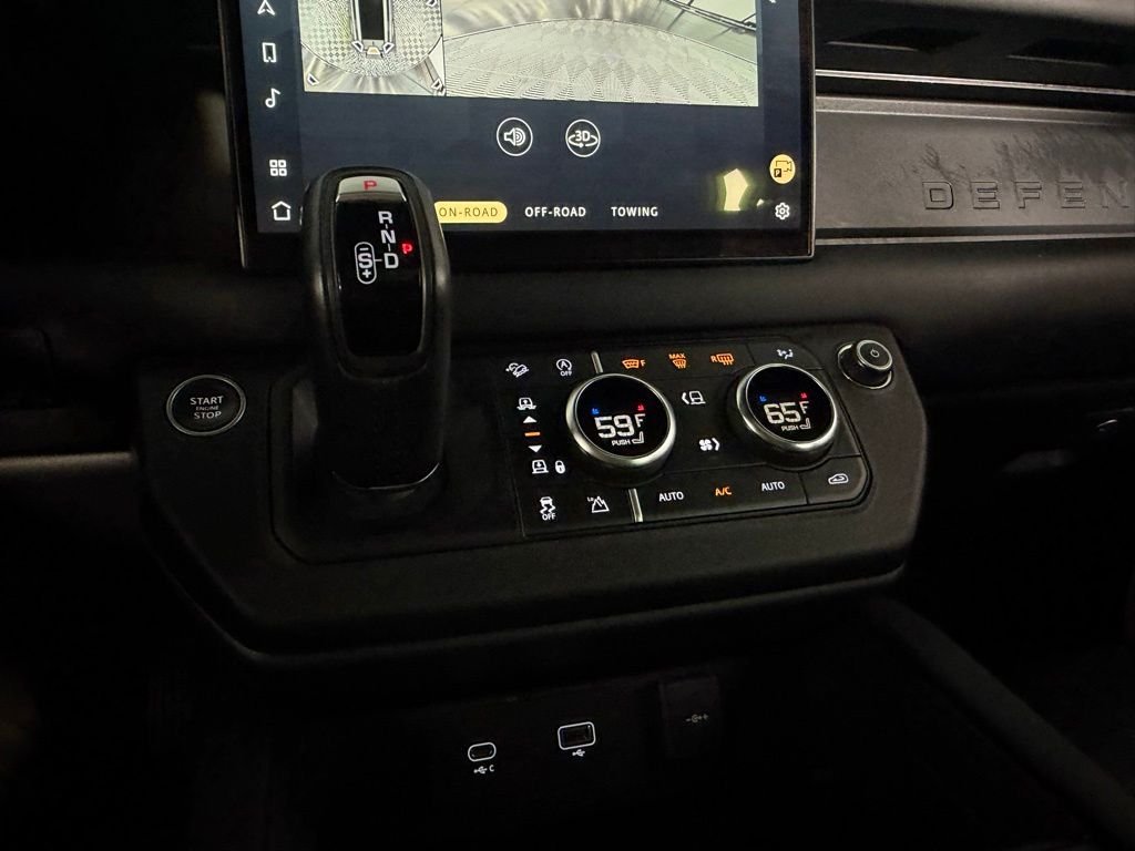 2024 Land Rover Defender X-Dynamic SE - Photo 23