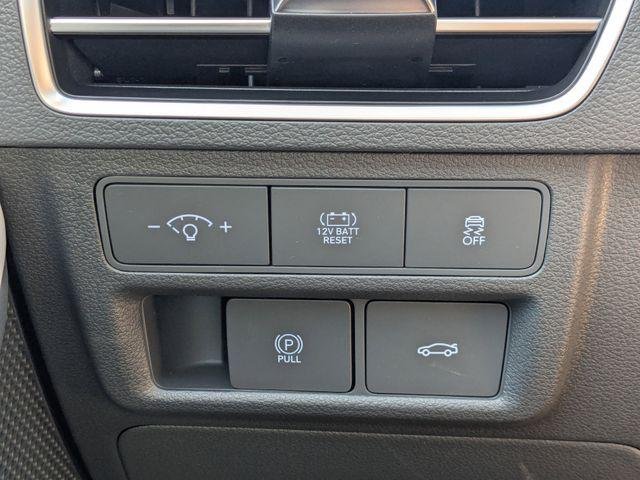 2025 Hyundai Sonata Hybrid SEL - Photo 22