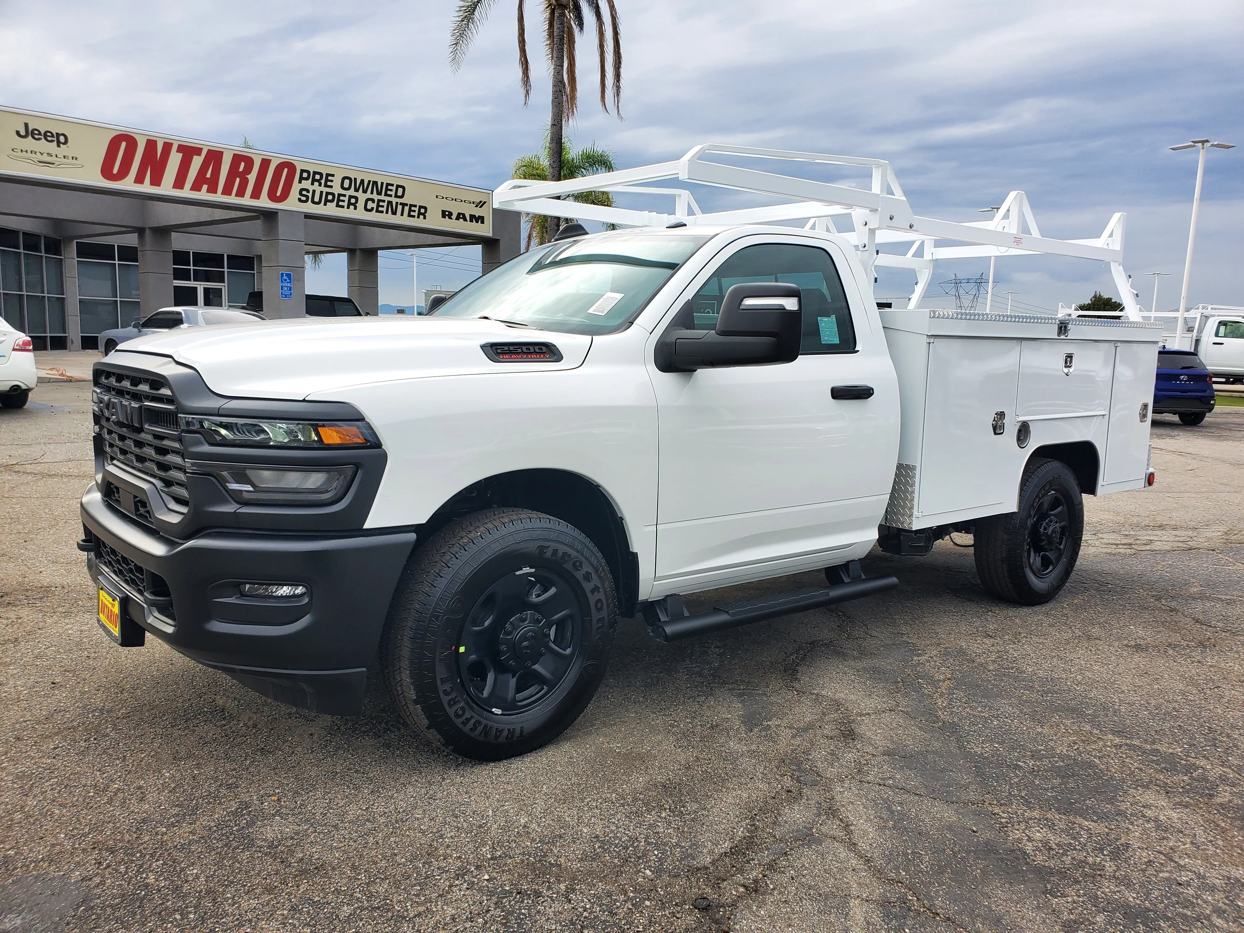 New 2026 Bright White Clear-Coat Exterior Paint RAM Tradesman image 8