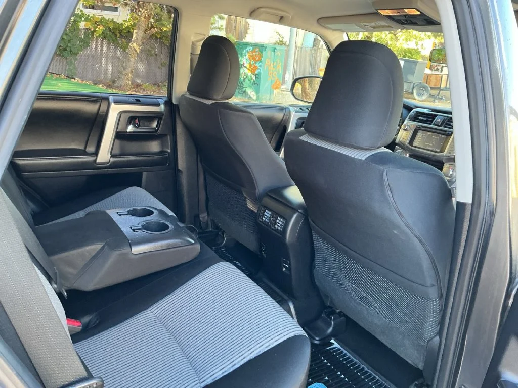 Used 2015 Gray Toyota SR5 image 32