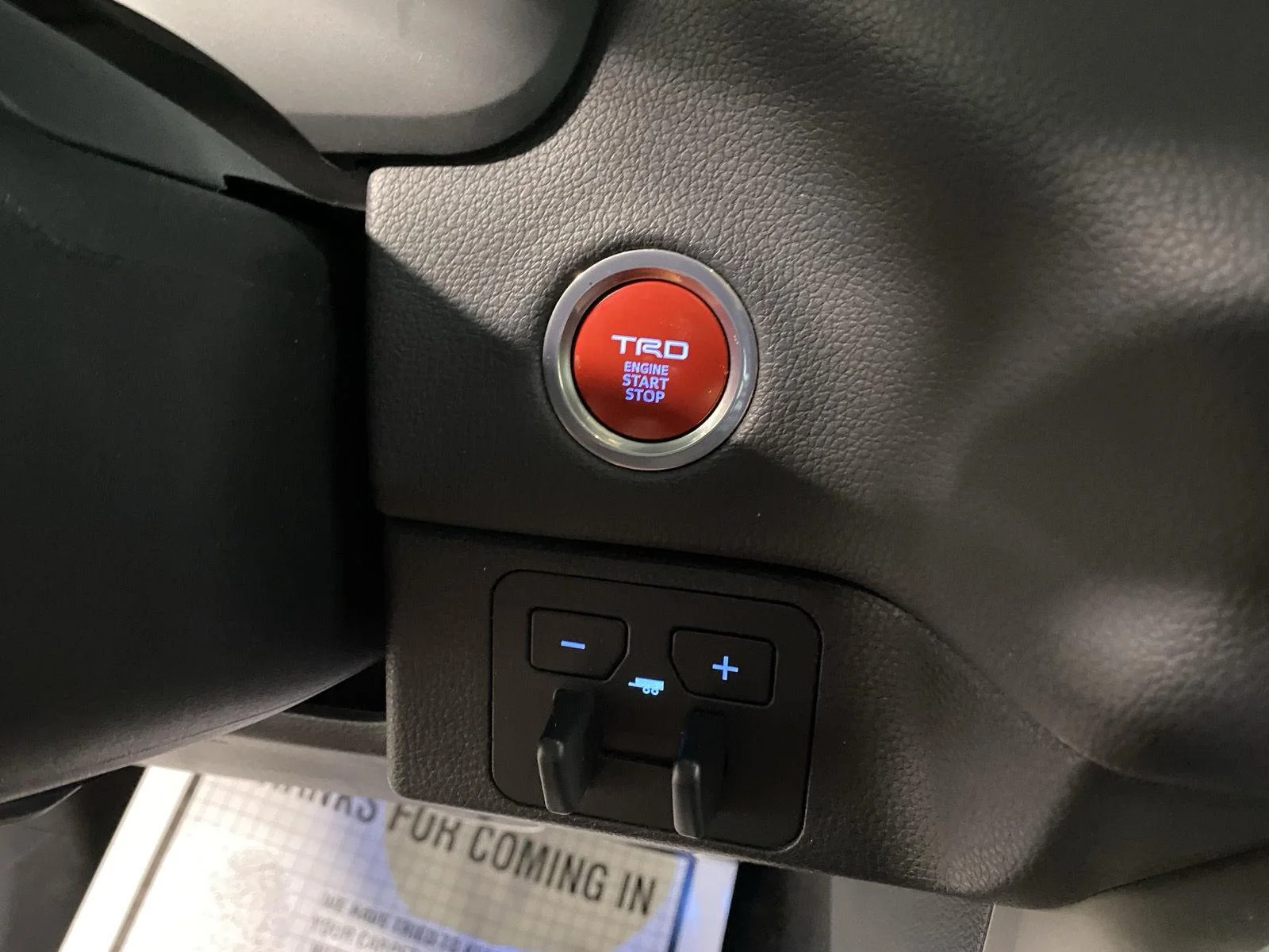 Used 2024 Wind Chill Pearl Toyota Limited image 22