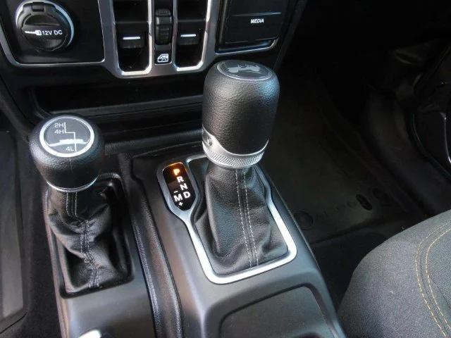 Used 2026 Crystal Metallic Jeep Sport image 20